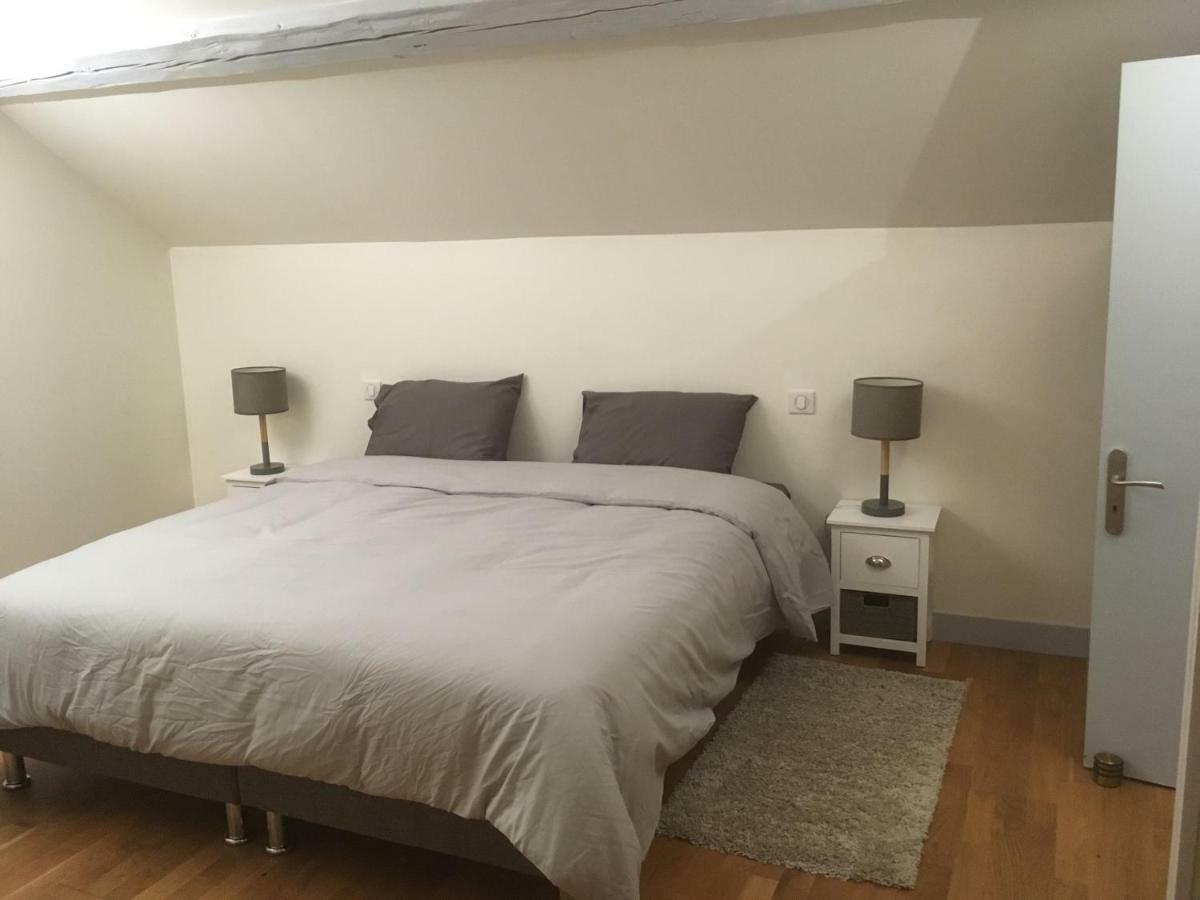 Au Tilleul Appartement Mezieres-sur-Seine Buitenkant foto